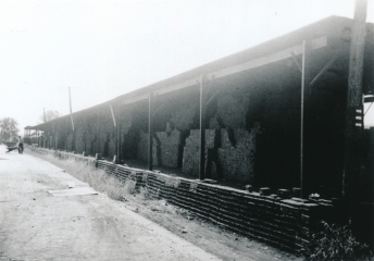 Loading platform, Alton Brick Co., Maryland Heights, Missouri.