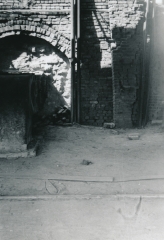 Sealed entrance of rectangular kiln, Alton Brick Co., Maryland Heights, Missouri.