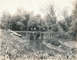 Narrow gauge rail bridge over River Des Peres