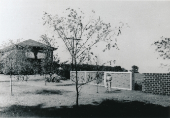 Plant office building and brick display, Hill Brick Co., East St. Louis, Illinois