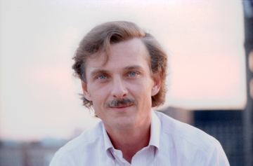 Larry Giles on the Kiener Plaza Garage, with the General American Building in the background and the Buder Building to the right.