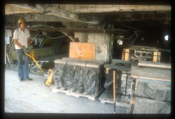 LincolnTrust_1983_p16_slide16_46