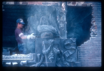 LincolnTrust_1983_p16_slide4_43