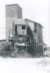Oak Hill Fire Clay shaft mine entrance