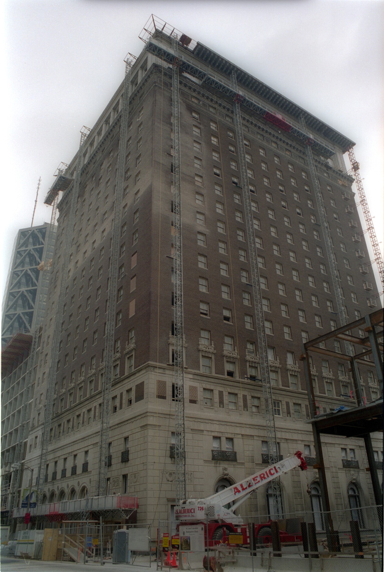 StatlerHotel_1987_p1_neg2_02