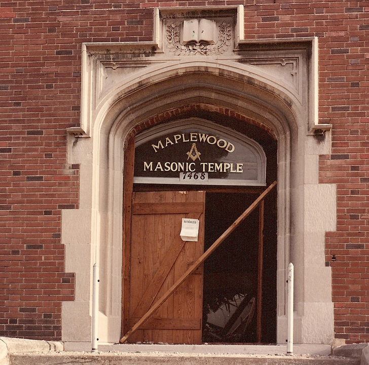5 Masonic Temple doorway 1984 web