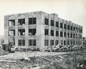 Research Laboratory Building "B"