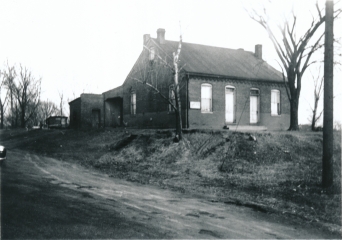 Office and caretaker's quarters, Kloess Brick Co., Belleville, Illinois.