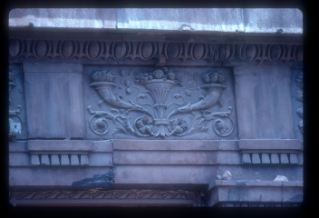 LincolnTrust_1983_p3_slide8_14